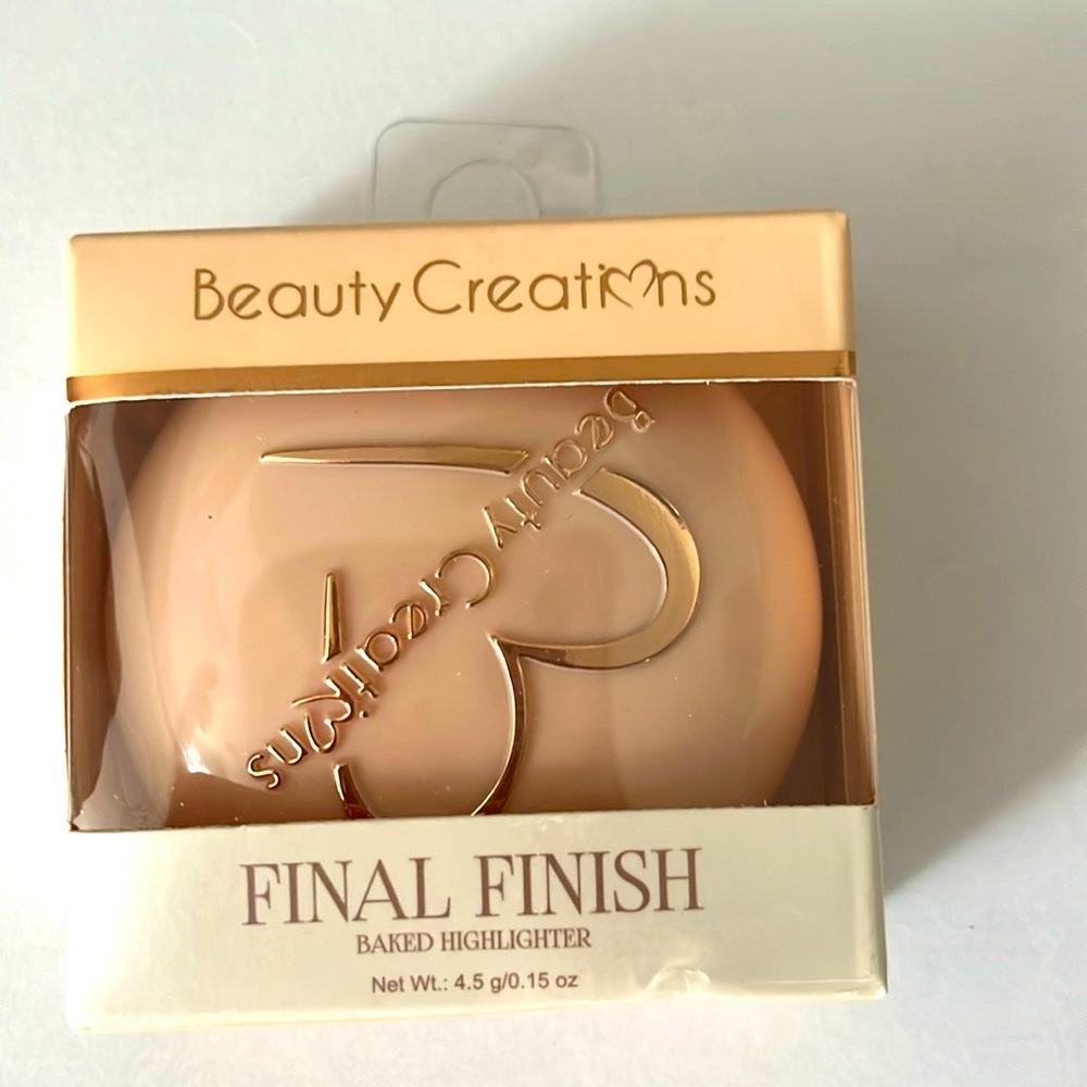 NIP! Beauty Creations Final Finish Baked Highlighter. Diamond Blind Color.